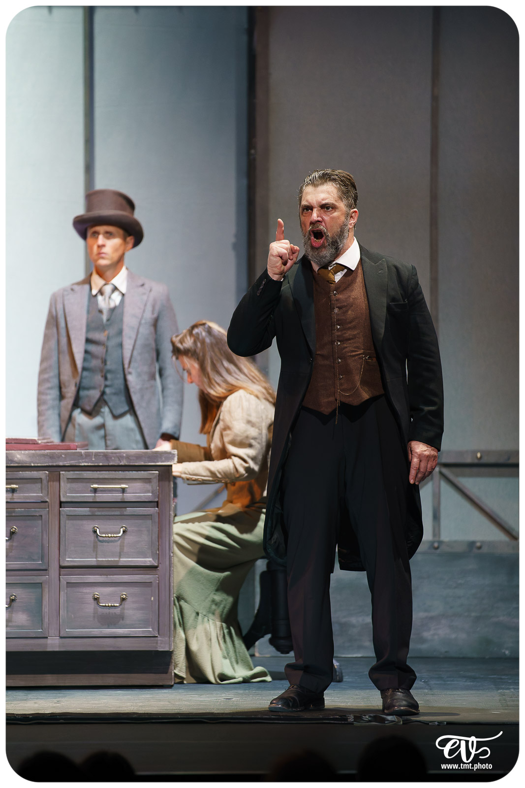 LES TÉMÉRAIRES (LE GRENIER DE BABOUCHKA)